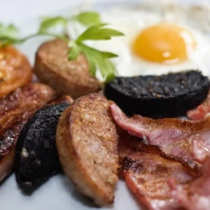 Irish Breakfast Pack - 1 x Pack Breakfast Sausage, 1 x Pack Jumbo Sausage, 2 x Packs Back Rashers, 1 x Black Pudding & 1 x White Pudding